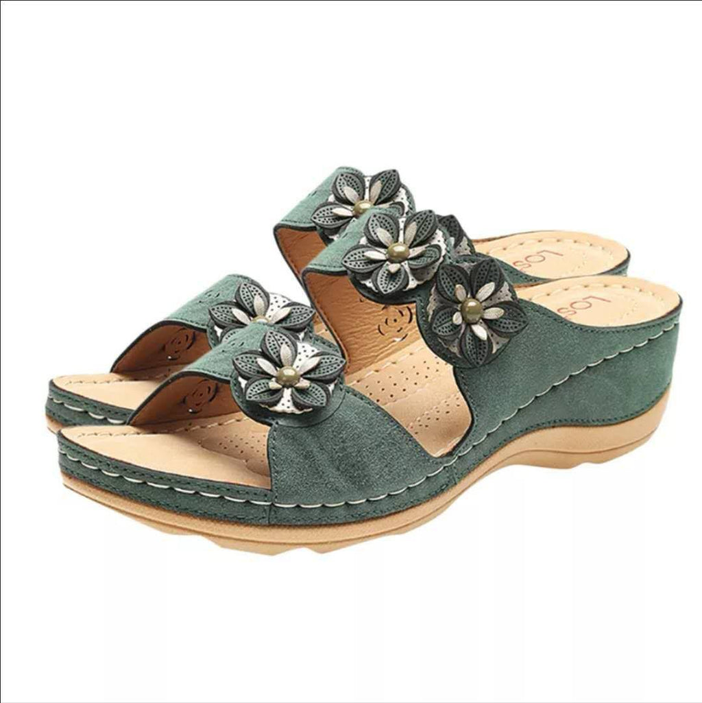 The Posy Wedge Slide in Green