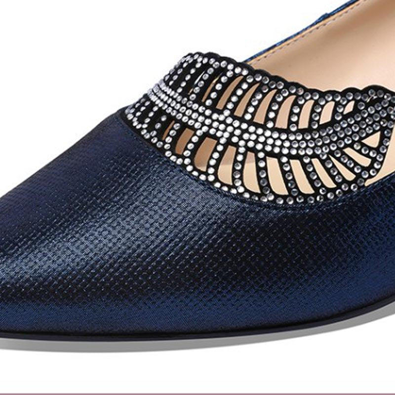 The Navy Jewel Pump