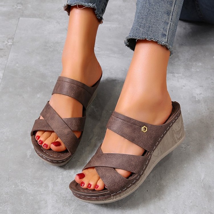 The Crossover Wedge Slide