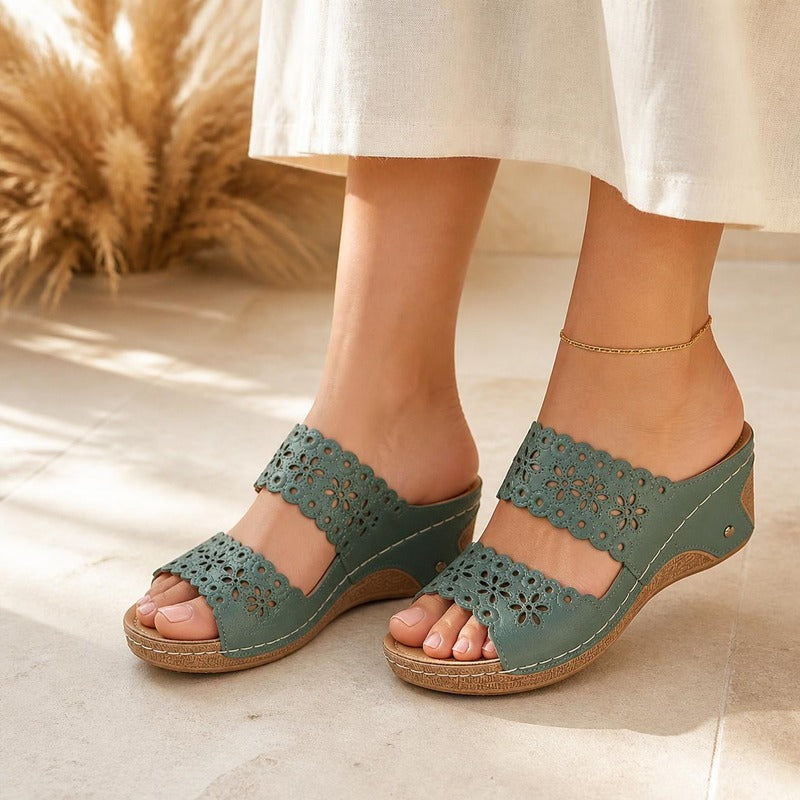 Lattice Wedge Slide in green, worn