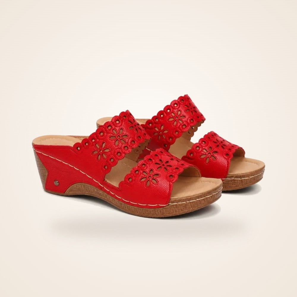 Lattice Wedge Slide in red