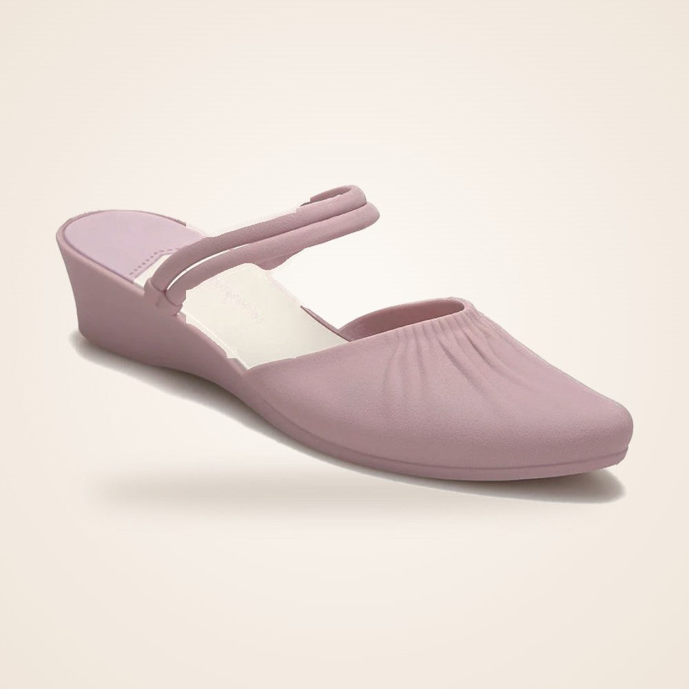 Pointed Wedge Mule in lilac